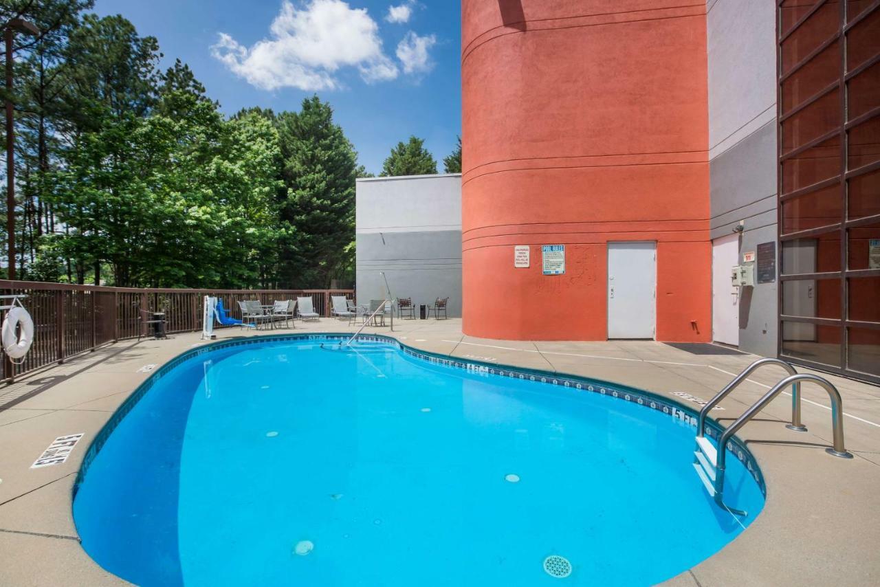 Budgetel Inns & Suites - Atlanta Galleria Stadium Smyrna Exterior foto